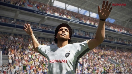 画像ギャラリー No.003のサムネイル画像 / 「ウイニングイレブン2018」に1986-87シーズンのマラドーナ選手が登場