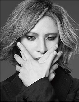 画像ギャラリー No.014のサムネイル画像 / 「アイドルマスター シャイニーカラーズ」，X JAPANのYOSHIKIさんを起用したテレビCMが放映開始。“Sポーズ”を披露する姿は必見
