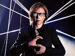 「アイドルマスター シャイニーカラーズ」，X JAPANのYOSHIKIさんを起用したテレビCMが放映開始。“Sポーズ”を披露する姿は必見