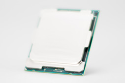 画像ギャラリー No.002のサムネイル画像 / 10コア20スレッド対応のSkylake-X「Core i9-7900X」性能速報