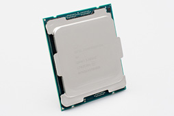 画像ギャラリー No.002のサムネイル画像 / 「Core i9-7900X」「Core i7-7740X」レビュー前編。10コアのSkylake-Xと4コアのKaby Lake-Xは誰のためのものか