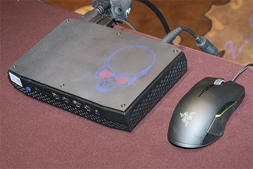 画像ギャラリー No.005のサムネイル画像 / ［CES 2018］Radeon RX Vega搭載の第8世代Coreプロセッサ新製品と，搭載するゲーマー向けNUCの実機を見てきた