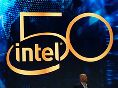 ［COMPUTEX］創業50周年記念CPUや常時接続PCをアピール。年末登場という28コアCPUのデモも披露したIntel基調講演レポート