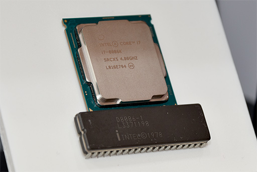 画像ギャラリー No.004のサムネイル画像 / ［COMPUTEX］8086の40周年記念CPUだけじゃない？ Intelのプライベートブースで同社の最新技術や搭載製品をチェック