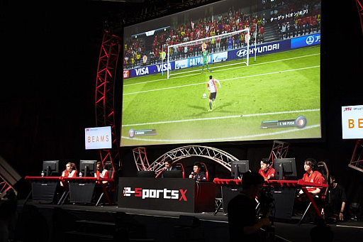 画像ギャラリー No.002のサムネイル画像 / TGS 2018のe-Sports Xステージで開催された「FIFA 18」による日本−オランダeスポーツ国際親善試合の詳細が公開に