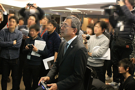 画像ギャラリー No.011のサムネイル画像 / Jリーグ，EA「FIFA 18」のeスポーツ大会「明治安田生命 eJ.LEAGUE」を開催。世界大会への出場権を懸けた戦いに