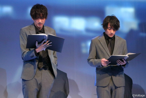 画像ギャラリー No.010のサムネイル画像 / スマホ連動 “ヒロイン体験 朗読劇”「恋人は公安刑事」 from 100シーンの恋＋のゲネプロ公演レポートを掲載