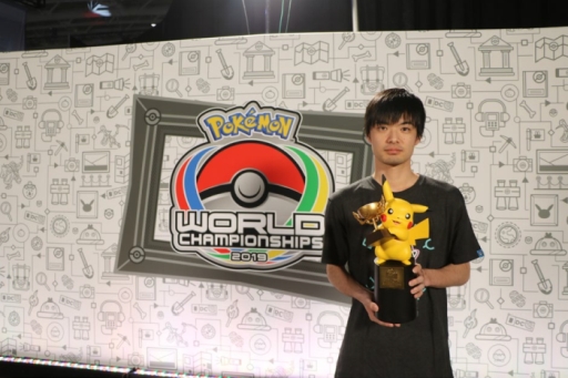画像ギャラリー No.005のサムネイル画像 / 「ポケモンワールドチャンピオンシップス2019」の優勝者が決定。ポケモンカード部門優勝者3名のインタビューも