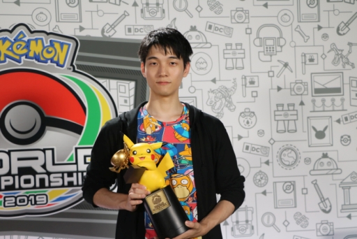画像ギャラリー No.010のサムネイル画像 / 「ポケモンワールドチャンピオンシップス2019」の優勝者が決定。ポケモンカード部門優勝者3名のインタビューも