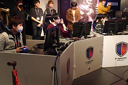 画像ギャラリー No.018のサムネイル画像 / eスポーツをVR配信すれば，会場にいるかのように楽しめる。「DISSIDIA FINAL FANTASY NT　VRライブストリーミングバトルイベント」レポート