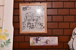 画像ギャラリー No.005のサムネイル画像 / 凜とルカによる純百合を思う存分味わえる。「ことのはアムリラート」「いつかのメモラージョ」×JAM Akihabaraコラボカフェをレポート