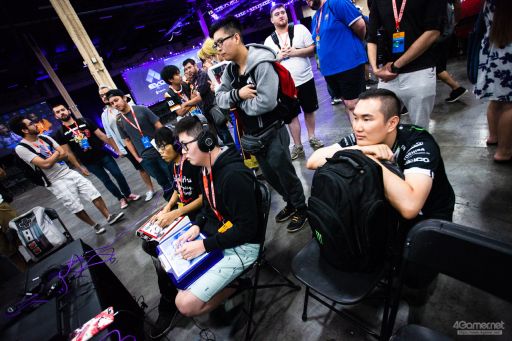 画像ギャラリー No.014のサムネイル画像 / ［EVO2018］いよいよ開幕した格闘ゲームイベント「EVO2018」，初日Twitterまとめ。「BBTAG」部門ファイナリストは7名が日本人選手に