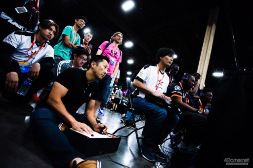 画像ギャラリー No.057のサムネイル画像 / ［EVO2018］いよいよ開幕した格闘ゲームイベント「EVO2018」，初日Twitterまとめ。「BBTAG」部門ファイナリストは7名が日本人選手に