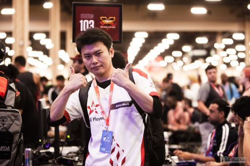 画像ギャラリー No.080のサムネイル画像 / ［EVO2018］いよいよ開幕した格闘ゲームイベント「EVO2018」，初日Twitterまとめ。「BBTAG」部門ファイナリストは7名が日本人選手に
