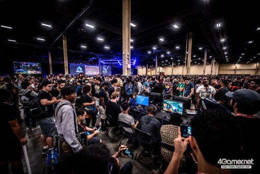 画像ギャラリー No.087のサムネイル画像 / ［EVO2018］いよいよ開幕した格闘ゲームイベント「EVO2018」，初日Twitterまとめ。「BBTAG」部門ファイナリストは7名が日本人選手に