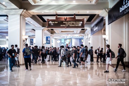 画像ギャラリー No.003のサムネイル画像 / ［EVO2018］戦いが佳境を迎えた「EVO2018」，2日目Twitterまとめ。「ストV」部門4名ほか，計11名の日本人選手が決勝へ進出