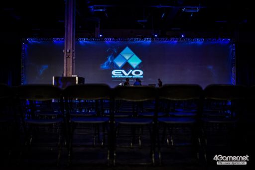 画像ギャラリー No.005のサムネイル画像 / ［EVO2018］戦いが佳境を迎えた「EVO2018」，2日目Twitterまとめ。「ストV」部門4名ほか，計11名の日本人選手が決勝へ進出