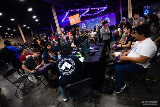 画像ギャラリー No.011のサムネイル画像 / ［EVO2018］戦いが佳境を迎えた「EVO2018」，2日目Twitterまとめ。「ストV」部門4名ほか，計11名の日本人選手が決勝へ進出