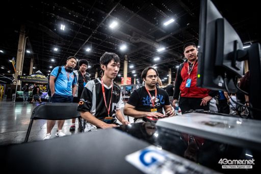 画像ギャラリー No.018のサムネイル画像 / ［EVO2018］戦いが佳境を迎えた「EVO2018」，2日目Twitterまとめ。「ストV」部門4名ほか，計11名の日本人選手が決勝へ進出