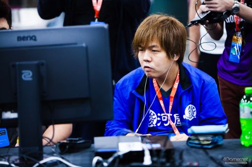 画像ギャラリー No.022のサムネイル画像 / ［EVO2018］戦いが佳境を迎えた「EVO2018」，2日目Twitterまとめ。「ストV」部門4名ほか，計11名の日本人選手が決勝へ進出