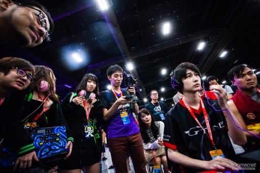 画像ギャラリー No.028のサムネイル画像 / ［EVO2018］戦いが佳境を迎えた「EVO2018」，2日目Twitterまとめ。「ストV」部門4名ほか，計11名の日本人選手が決勝へ進出