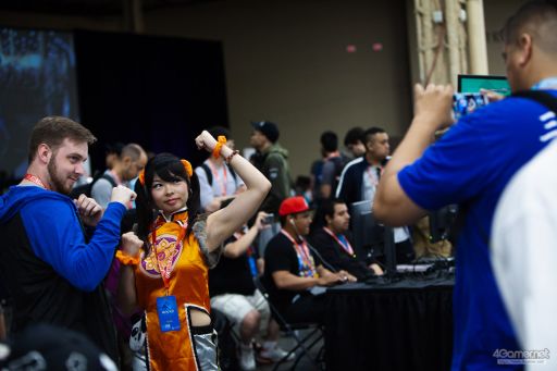 画像ギャラリー No.037のサムネイル画像 / ［EVO2018］戦いが佳境を迎えた「EVO2018」，2日目Twitterまとめ。「ストV」部門4名ほか，計11名の日本人選手が決勝へ進出