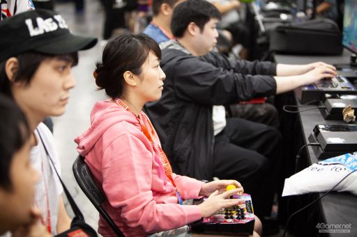 画像ギャラリー No.038のサムネイル画像 / ［EVO2018］戦いが佳境を迎えた「EVO2018」，2日目Twitterまとめ。「ストV」部門4名ほか，計11名の日本人選手が決勝へ進出