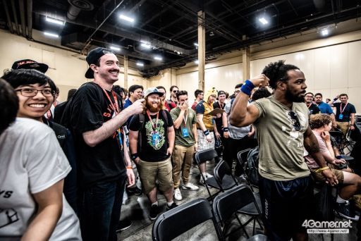 画像ギャラリー No.053のサムネイル画像 / ［EVO2018］戦いが佳境を迎えた「EVO2018」，2日目Twitterまとめ。「ストV」部門4名ほか，計11名の日本人選手が決勝へ進出