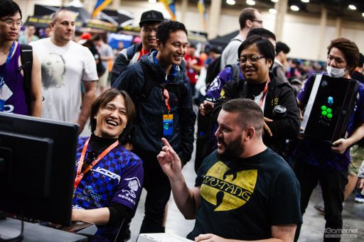 画像ギャラリー No.057のサムネイル画像 / ［EVO2018］戦いが佳境を迎えた「EVO2018」，2日目Twitterまとめ。「ストV」部門4名ほか，計11名の日本人選手が決勝へ進出
