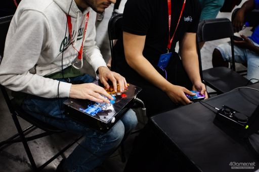 画像ギャラリー No.066のサムネイル画像 / ［EVO2018］戦いが佳境を迎えた「EVO2018」，2日目Twitterまとめ。「ストV」部門4名ほか，計11名の日本人選手が決勝へ進出