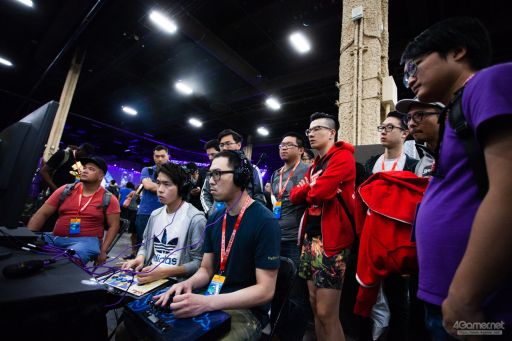 画像ギャラリー No.097のサムネイル画像 / ［EVO2018］戦いが佳境を迎えた「EVO2018」，2日目Twitterまとめ。「ストV」部門4名ほか，計11名の日本人選手が決勝へ進出