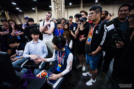 画像ギャラリー No.098のサムネイル画像 / ［EVO2018］戦いが佳境を迎えた「EVO2018」，2日目Twitterまとめ。「ストV」部門4名ほか，計11名の日本人選手が決勝へ進出