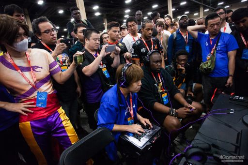 画像ギャラリー No.110のサムネイル画像 / ［EVO2018］戦いが佳境を迎えた「EVO2018」，2日目Twitterまとめ。「ストV」部門4名ほか，計11名の日本人選手が決勝へ進出