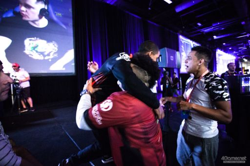 画像ギャラリー No.118のサムネイル画像 / ［EVO2018］戦いが佳境を迎えた「EVO2018」，2日目Twitterまとめ。「ストV」部門4名ほか，計11名の日本人選手が決勝へ進出