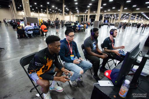 画像ギャラリー No.120のサムネイル画像 / ［EVO2018］戦いが佳境を迎えた「EVO2018」，2日目Twitterまとめ。「ストV」部門4名ほか，計11名の日本人選手が決勝へ進出