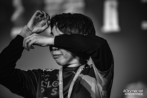 画像ギャラリー No.004のサムネイル画像 / 【速報】［EVO2019］「ドラゴンボール ファイターズ」部門の優勝は日本のGO1選手。SonicFox選手との死闘を制し，EVO覇者の栄冠を手にした