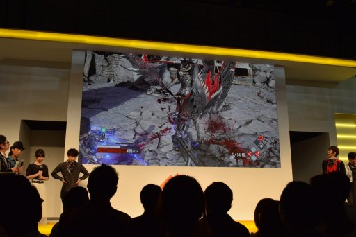 画像ギャラリー No.003のサムネイル画像 / ［TGS 2017］「CODE VEIN」ステージイベントレポート。ルイ役・石川界人さんが高難度ダンジョンに大奮闘