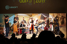 画像ギャラリー No.011のサムネイル画像 / 「UBIDAY2017」をレポート。タチャンカの等身大電動フィギュアが手を振り,コスプレコンテストが行われ,新規タイトルが発表された