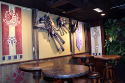 画像ギャラリー No.009のサムネイル画像 / 「HUNTERS BAR 『モンハン酒場』」が東京・新宿で2018年3月23日にグランドオープン。内覧会の模様をレポート
