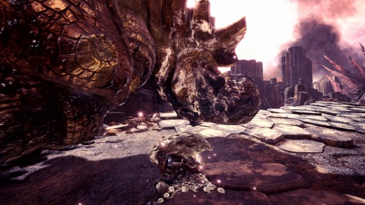 画像ギャラリー No.014のサムネイル画像 / 「MONSTER HUNTER WORLD: ICEBORNE」の新アクション「クラッチクロー」の情報が公開。大剣と刀の新連携アクション動画もお届け