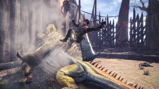 画像ギャラリー No.018のサムネイル画像 / 「MONSTER HUNTER WORLD: ICEBORNE」の新アクション「クラッチクロー」の情報が公開。大剣と刀の新連携アクション動画もお届け