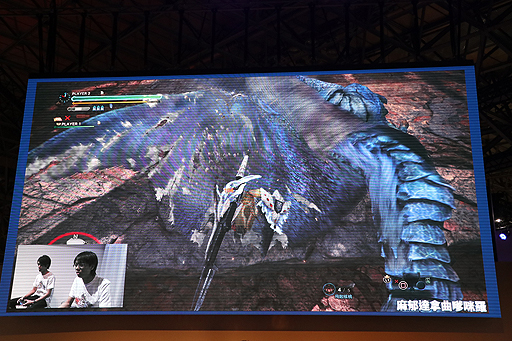 画像ギャラリー No.012のサムネイル画像 / ［TGS 2018］世界5地域の「MONSTER HUNTER: WORLD」公式大会優勝チームが激突。「DREAM MATCH in TGS 2018」レポート