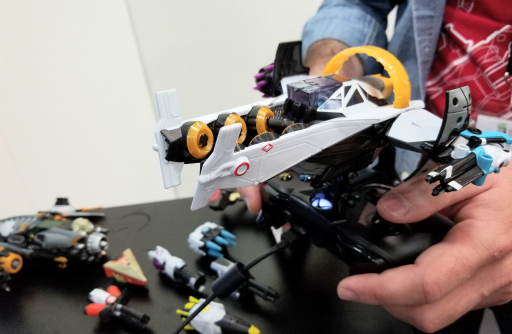 画像ギャラリー No.001のサムネイル画像 / フィギュアの宇宙船とゲーム内の自機が連動する「Starlink: Battle for Atlas」のプレイムービーを掲載
