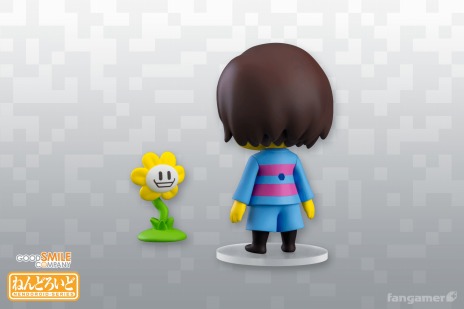 画像ギャラリー No.004のサムネイル画像 / “おちたニンゲンに なまえをつけてください”。RPG「UNDERTALE」の主人公をモデルにした“ねんどろいど ニンゲン”の予約受付を本日開始