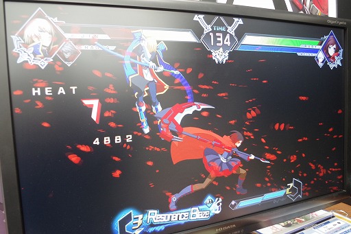 画像ギャラリー No.010のサムネイル画像 / ［EVO Japan］操作方法は簡略化されても “格ゲーらしさ”をしっかりと感じる「BLAZBLUE CROSS TAG BATTLE」プレイレポート