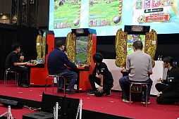 画像ギャラリー No.006のサムネイル画像 / 「戦え!ドラゴンクエスト スキャンバトラーズ」の全国大会をレポート。新バージョン「超4弾」の実機プレイも披露された