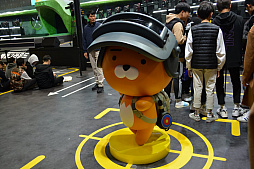 画像ギャラリー No.034のサムネイル画像 / ［G-Star 2018］あっちは「フォートナイト」，こっちは「PUBG」。G-Star会場は，どっちを向いてもバトルロイヤル