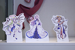 画像ギャラリー No.023のサムネイル画像 / 「プリンセスコネクト!Re:Dive」ד峠の釜めし”荻野屋コラボ試食会レポ。店内には,コラボグッズである等身大パネルの展示も