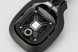 画像ギャラリー No.020のサムネイル画像 / 「ASTRO A40 TR Gaming Headset+MixAmp Pro TR」ファーストインプレッション。北米市場で2015年発売の“新製品”は,2018年でも通用するのか