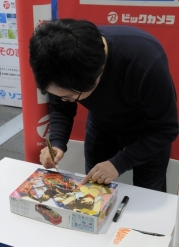 画像ギャラリー No.008のサムネイル画像 / 「閃乱カグラ Burst Re:newal」が本日発売。神楽，奈楽，両姫のDLC情報や，ソフマップAKIBAで行われた高木謙一郎氏サイン会の模様をお届け